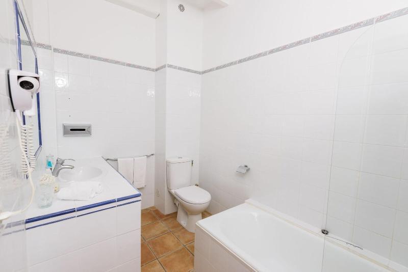 פונויל Hotel Belesso מראה חיצוני תמונה