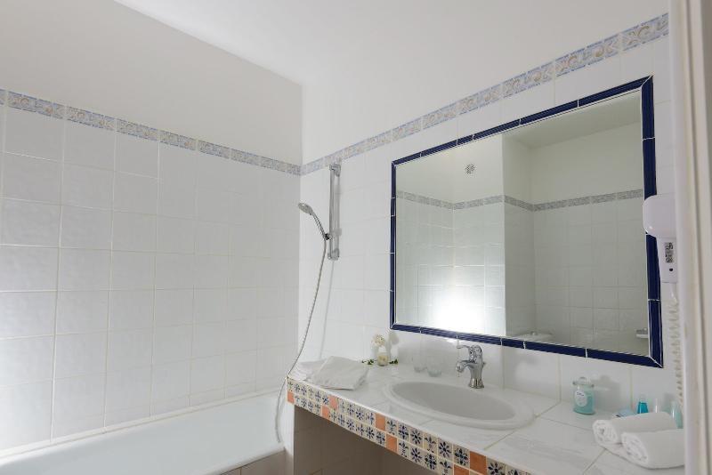 פונויל Hotel Belesso מראה חיצוני תמונה